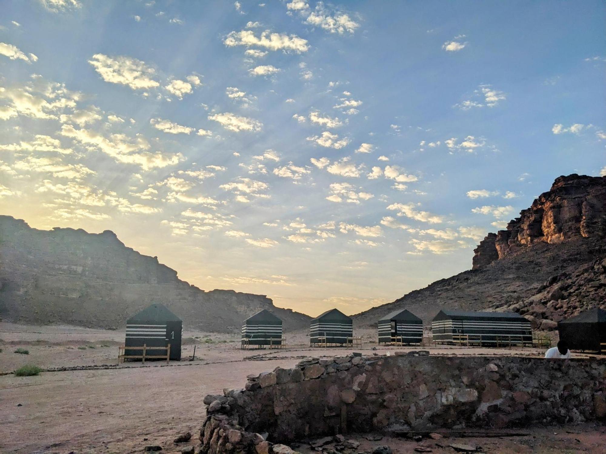 Wadi Rum Camp& Jeep Tour Esterno foto