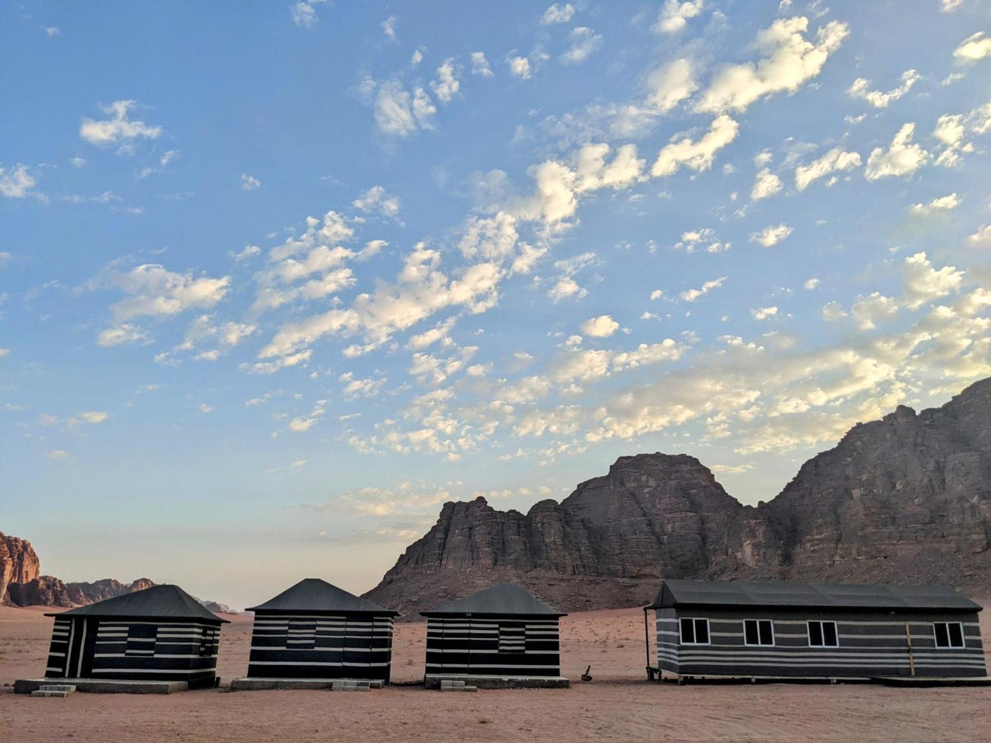 Wadi Rum Camp& Jeep Tour Esterno foto