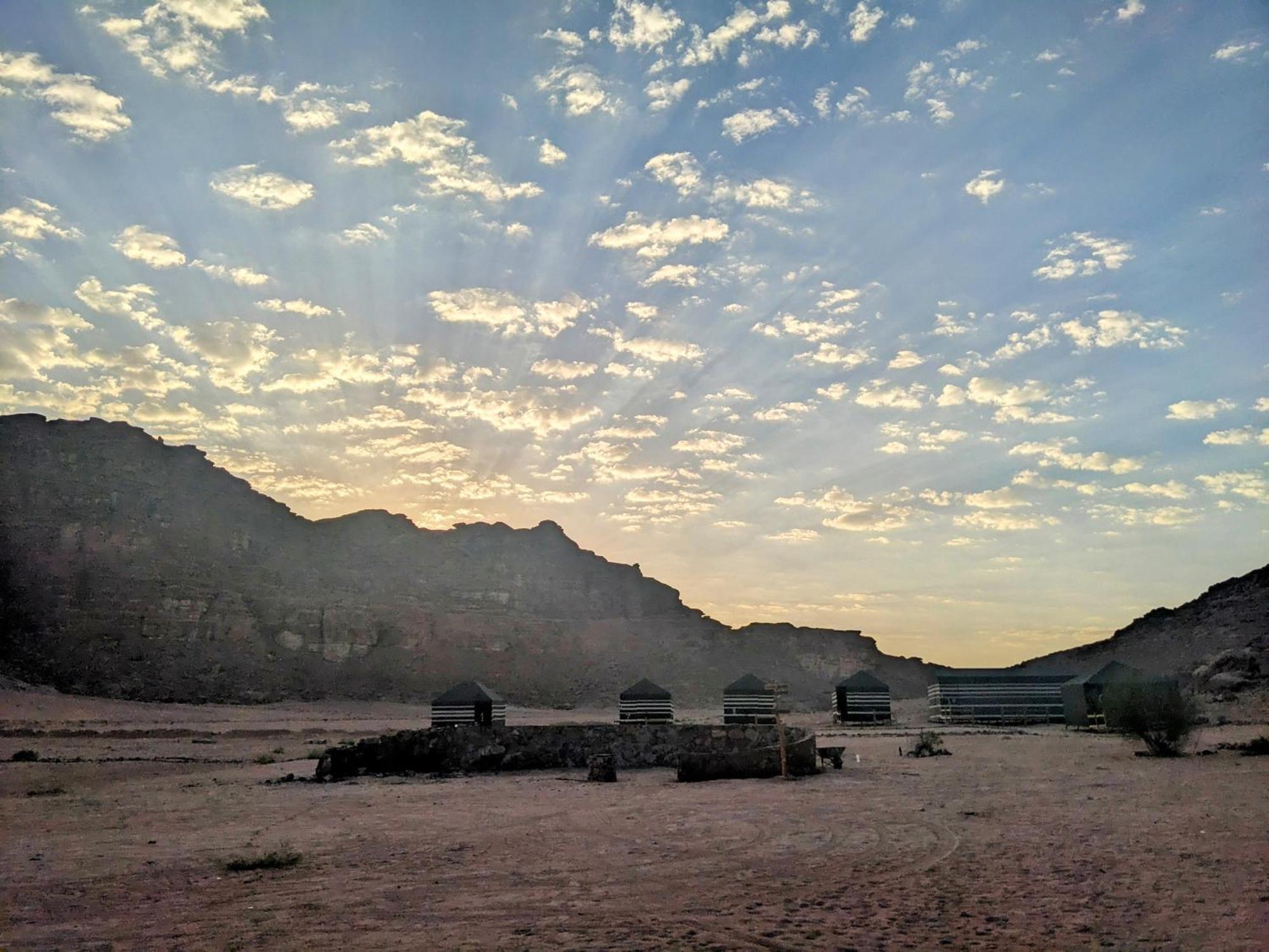 Wadi Rum Camp& Jeep Tour Esterno foto