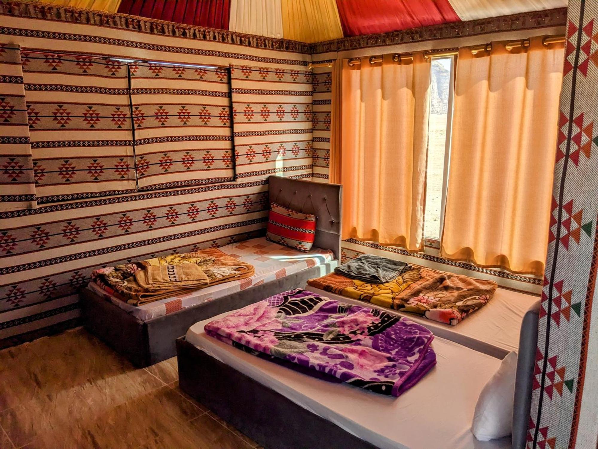 Wadi Rum Camp& Jeep Tour Esterno foto